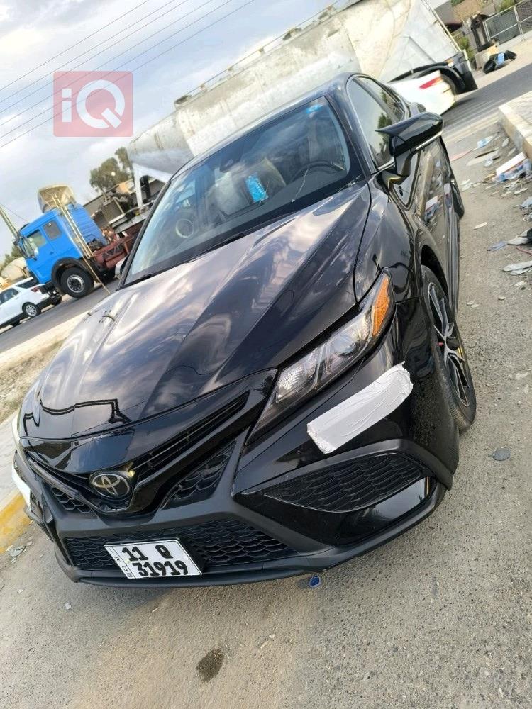 تۆیۆتا کامری